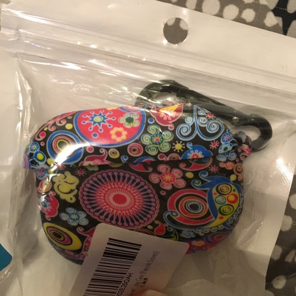 6 pc AirPod Pro Case Bundle - Picture 7 of 9